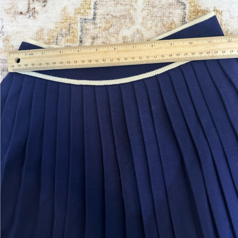 Willow & Wind Navy Blue Pleated Knit Skirt Size M - Preppy Tennis Style Mini NEW - Picture 10 of 12